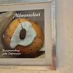 Апартаменты Ferien Auf Zwei Ebenen In Der Moewenkoje - Tierfreundlich Грёмиц